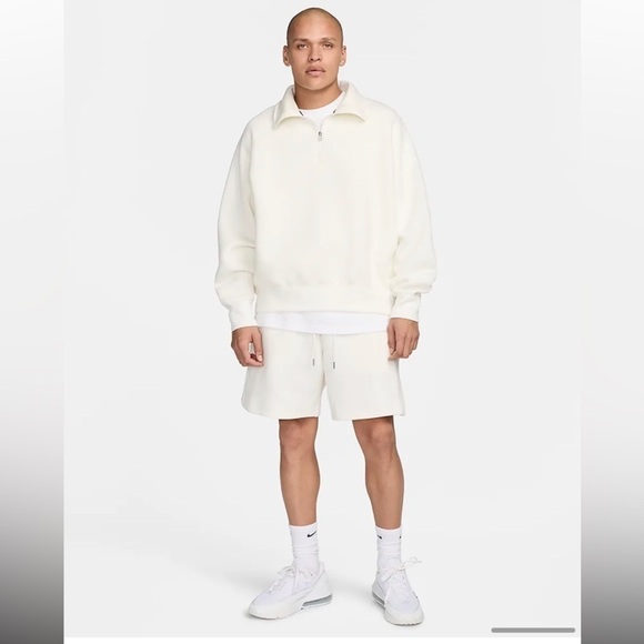 Nike Sportswear Tech Fleece Reimagined Men's 2024 Fleece Shorts L Gym Streetwear - Picture 3 of 16